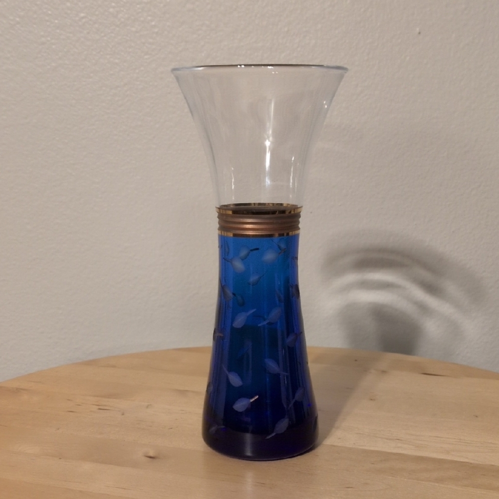 Shisheido Cobalt Blue & Clear Crystal Vase With Gilt Accent & Etched Leaves